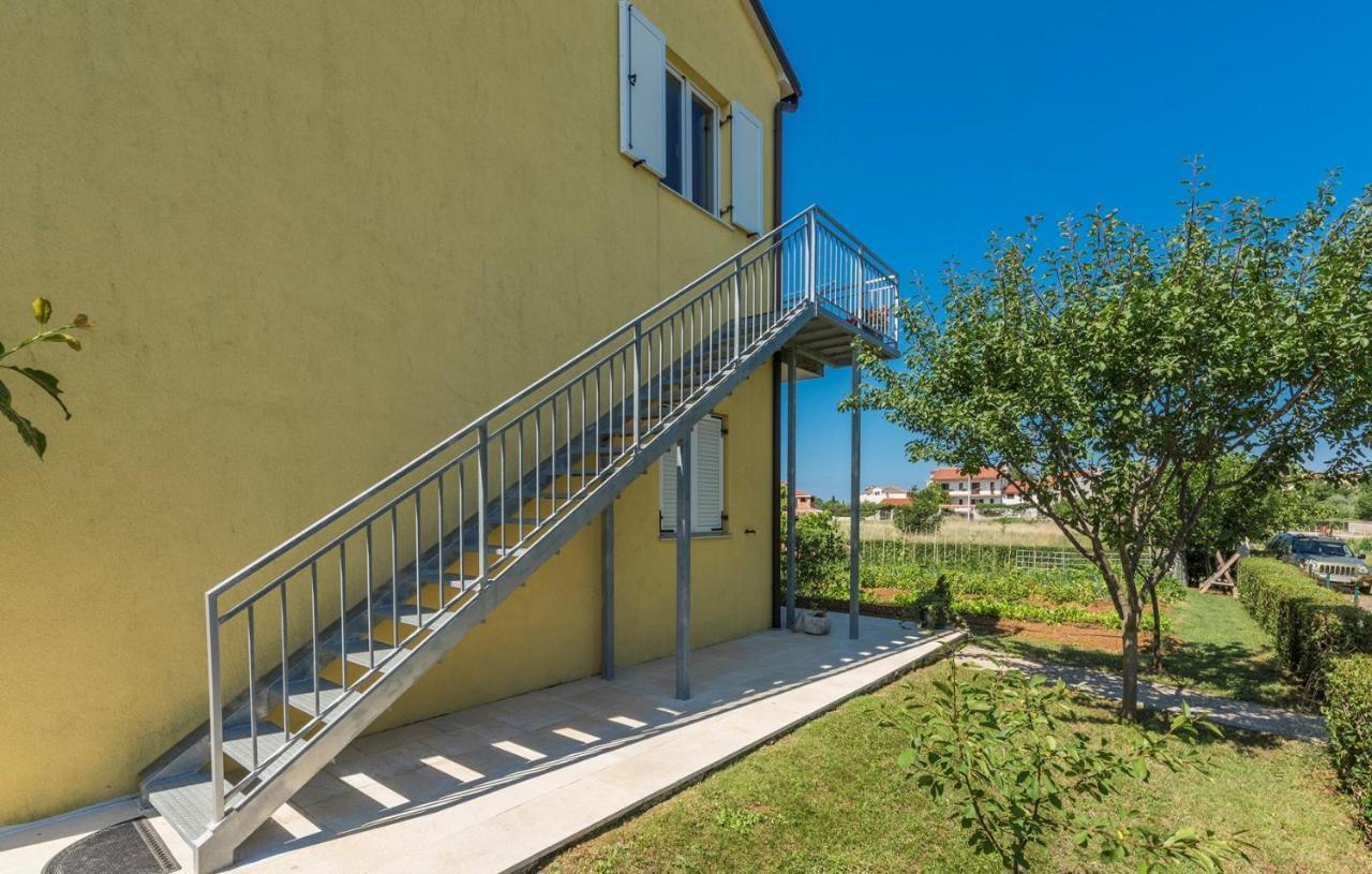 Apartment Nensi Poreč Dış mekan fotoğraf
